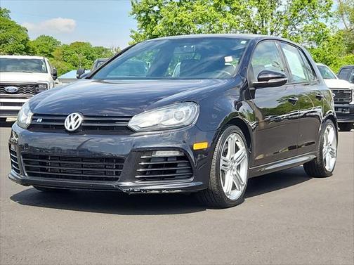 2012 Volkswagen Golf R 4-Door w/DCC & Navigation
