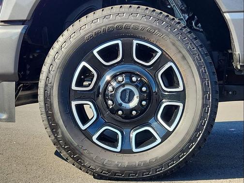 2025 Ford F-250 Platinum