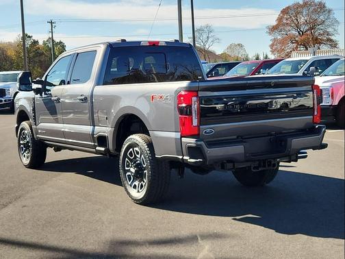 2025 Ford F-250 Platinum