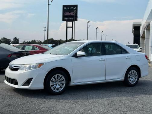 2013 Toyota Camry LE