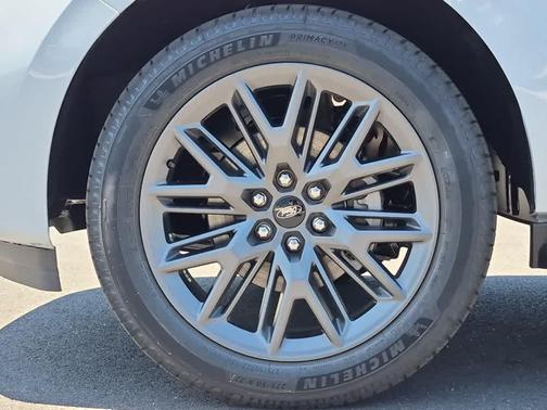 SPACE SILVER METALLIC 2026 Ford Expedition Platinum