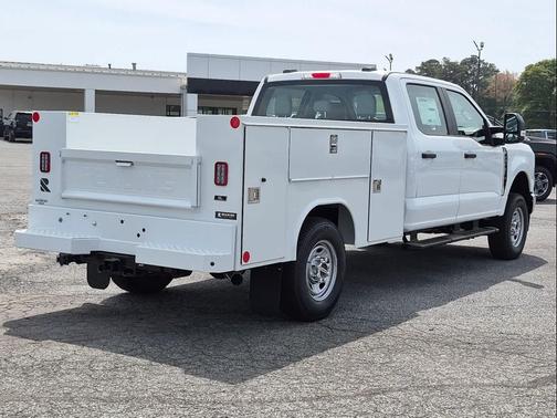 Oxford White 2026 Ford F-250 XL