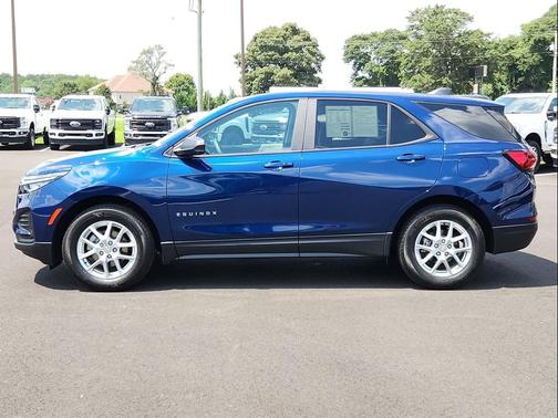 2023 Chevrolet Equinox LS