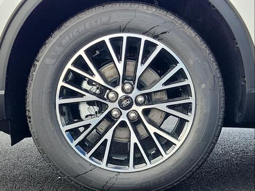 2026 Ford Escape PHEV Base