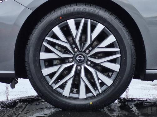 Gun Metallic 2024 Nissan Altima 2.5 SV