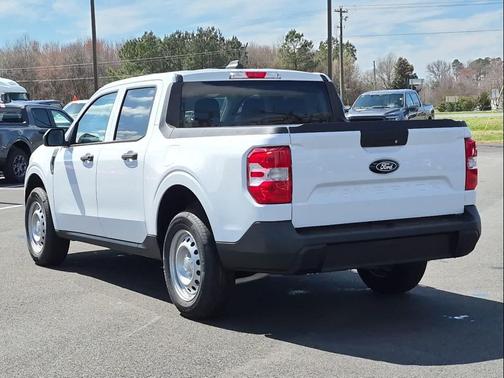 Oxford White 2026 Ford Maverick XL