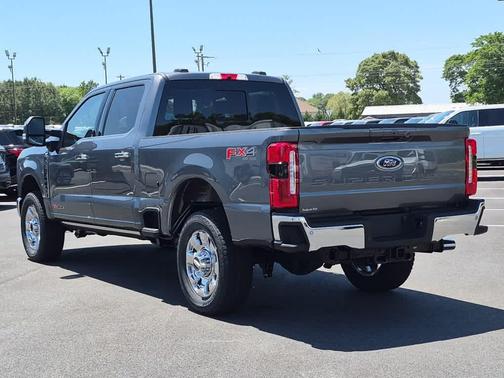 CARBONIZED GRAY 2026 Ford F-250 Lariat