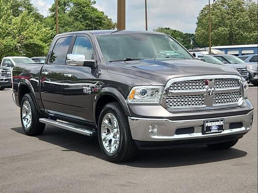 2017 RAM 1500 Laramie
