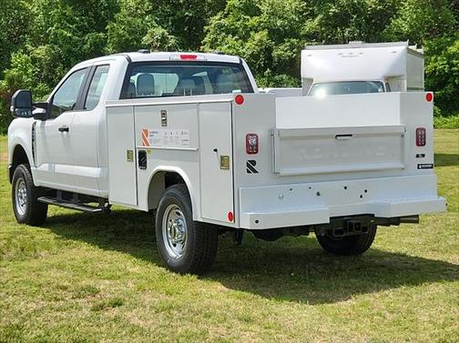 2025 Ford F-250 XL