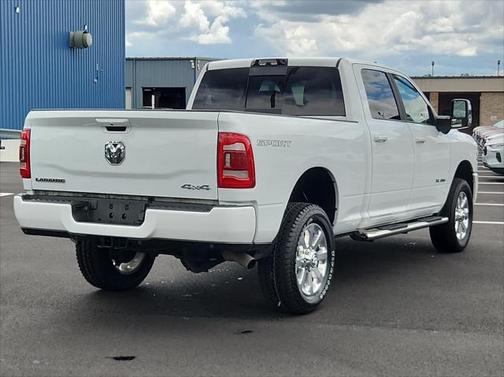 2024 RAM 2500 Laramie Crew Cab 4x4 6'4' Box