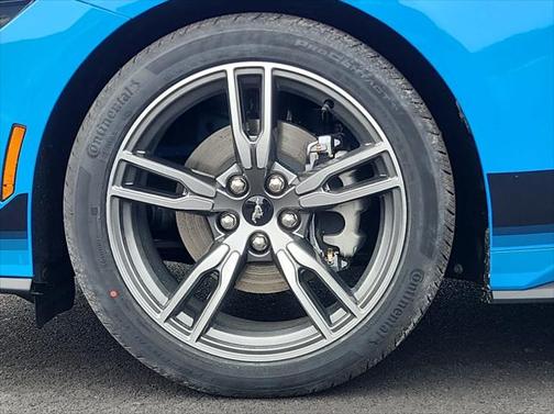 2025 Ford Mustang EcoBoost