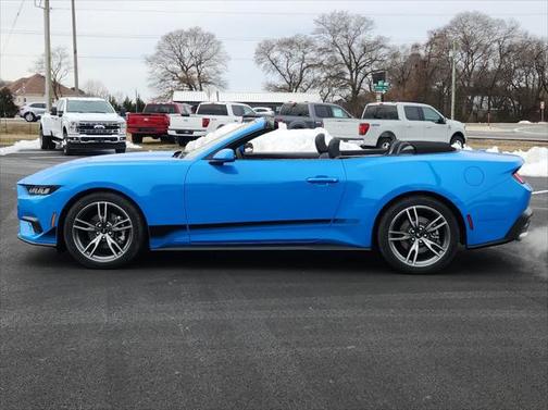 2025 Ford Mustang EcoBoost