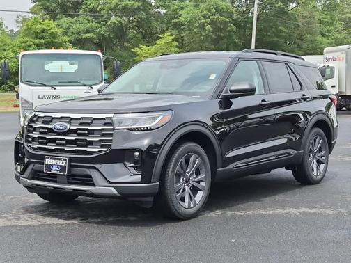 AGATE BLACK METALLIC 2026 Ford Explorer Active