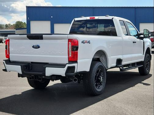 2025 Ford F-250 XL