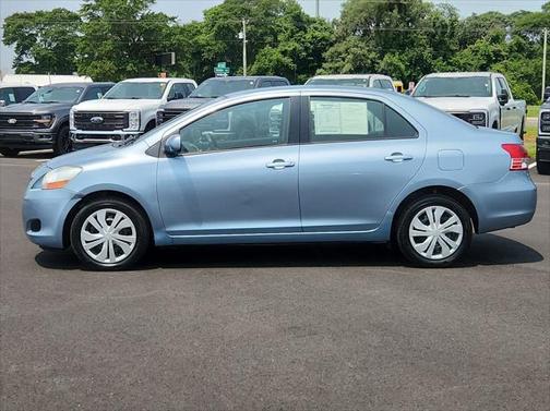 2010 Toyota Yaris Base
