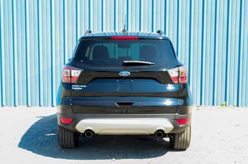 SHADOW BLACK 2017 Ford Escape SE