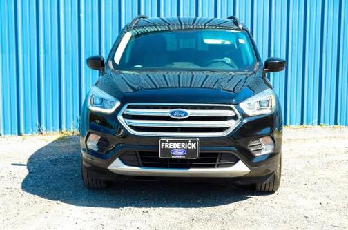 SHADOW BLACK 2017 Ford Escape SE