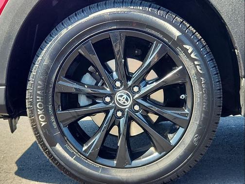 2018 Toyota RAV4 Adventure