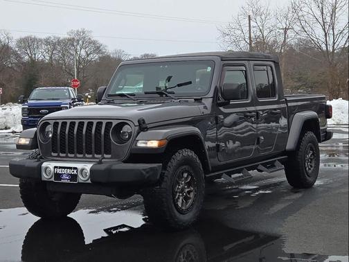 2022 Jeep Gladiator Sport S
