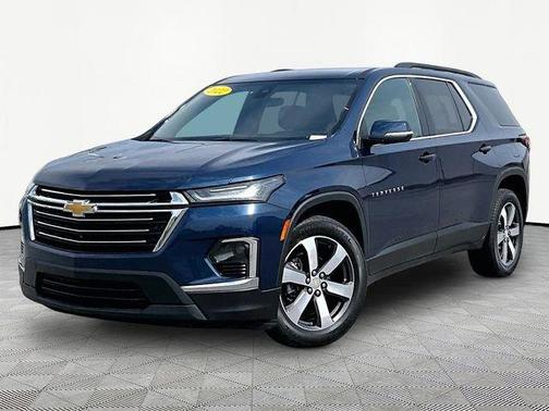 Blue Metallic 2022 Chevrolet Traverse LT Leather