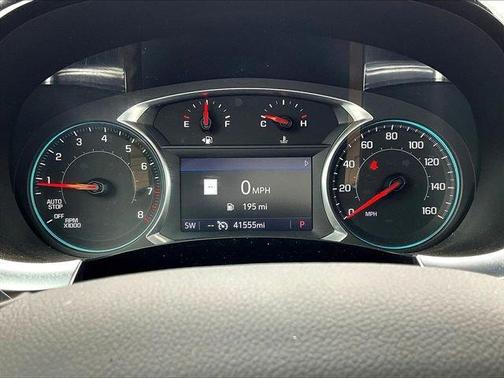 Northsky Blue Metallic 2022 Chevrolet Traverse LT Leather