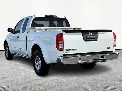 2016 Nissan Frontier S