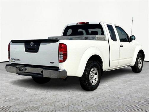 2016 Nissan Frontier S