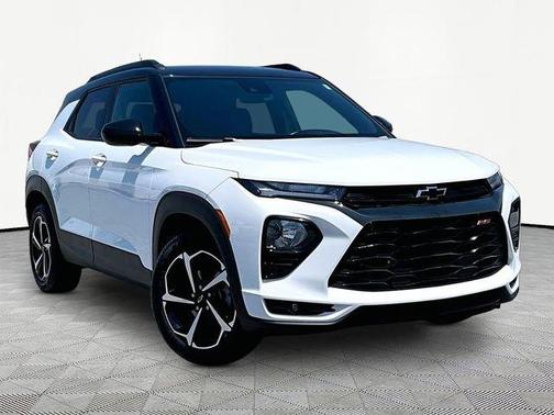 White 2023 Chevrolet Trailblazer RS