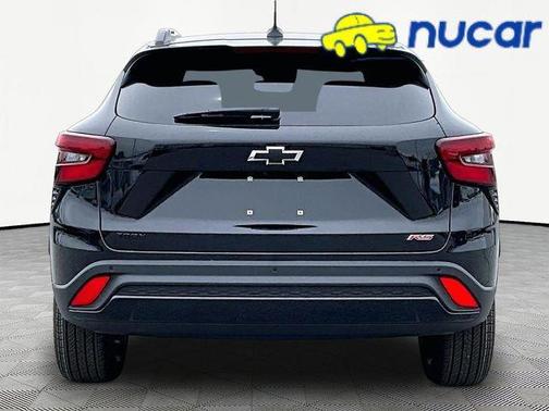 Black 2026 Chevrolet Trax 2RS