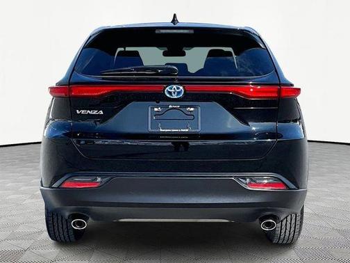 2023 Toyota Venza LE