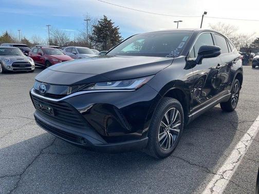 2023 Toyota Venza LE