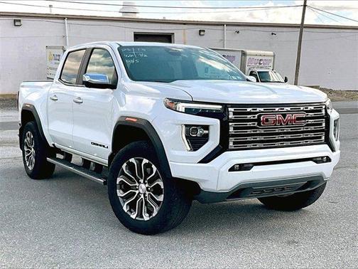 2023 GMC Canyon Denali