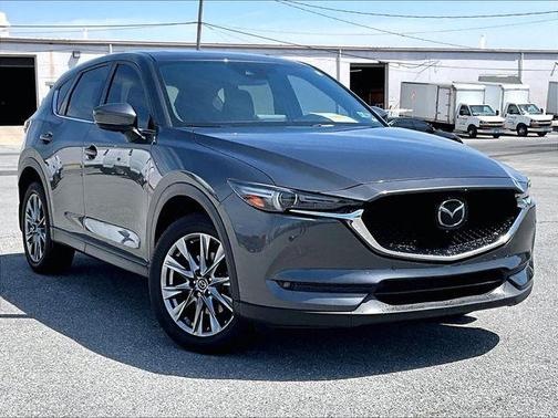 Machine Gray Metallic 2019 Mazda CX-5 Signature