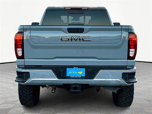 2025 GMC Sierra 2500 SLE