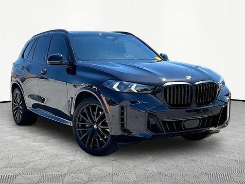 Black 2024 BMW X5 xDrive40i