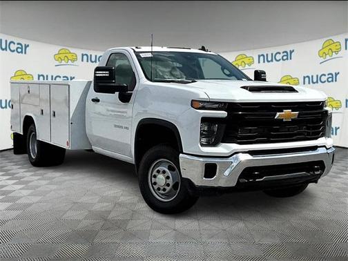 2025 Chevrolet Silverado 3500 WT