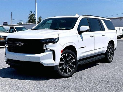 White 2024 Chevrolet Suburban RST