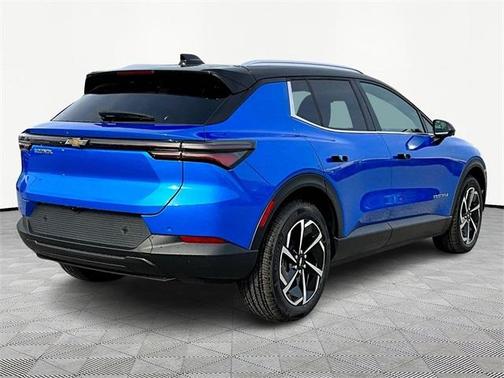 2026 Chevrolet Equinox EV LT 2