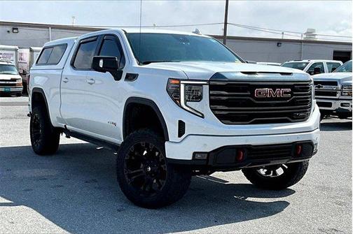 2023 GMC Sierra 1500 AT4