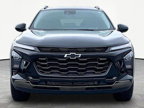 Black 2024 Chevrolet Trax ACTIV