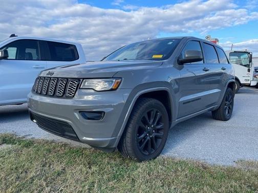 2020 Jeep Grand Cherokee Altitude