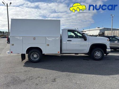 2025 Chevrolet Silverado 3500 WT