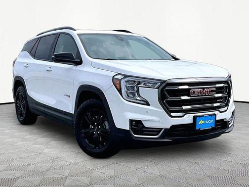 White 2023 GMC Terrain AT4