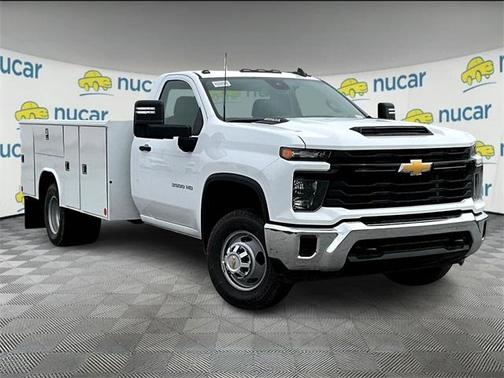 2025 Chevrolet Silverado 3500 WT