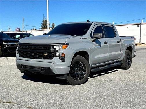 2024 Chevrolet Silverado 1500 Custom