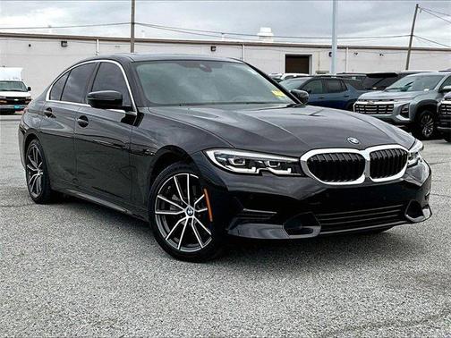 2019 BMW 330 i xDrive