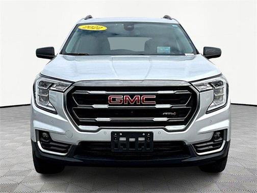2022 GMC Terrain AT4