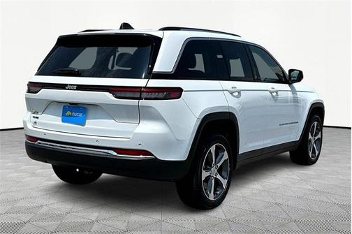 2022 Jeep Grand Cherokee 4xe Base