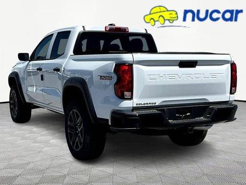 White 2025 Chevrolet Colorado Trail Boss