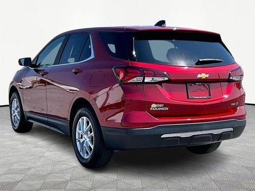 Radiant Red 2023 Chevrolet Equinox 1LT
